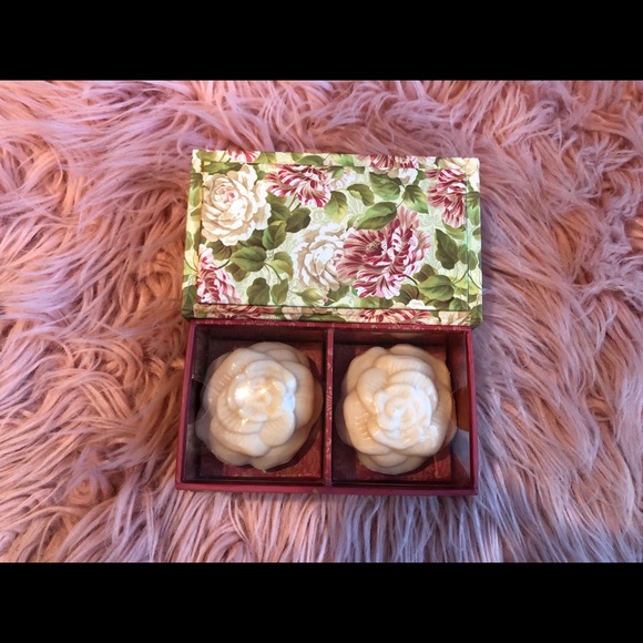 Rose shaped Soaps - Picture 7 of 7